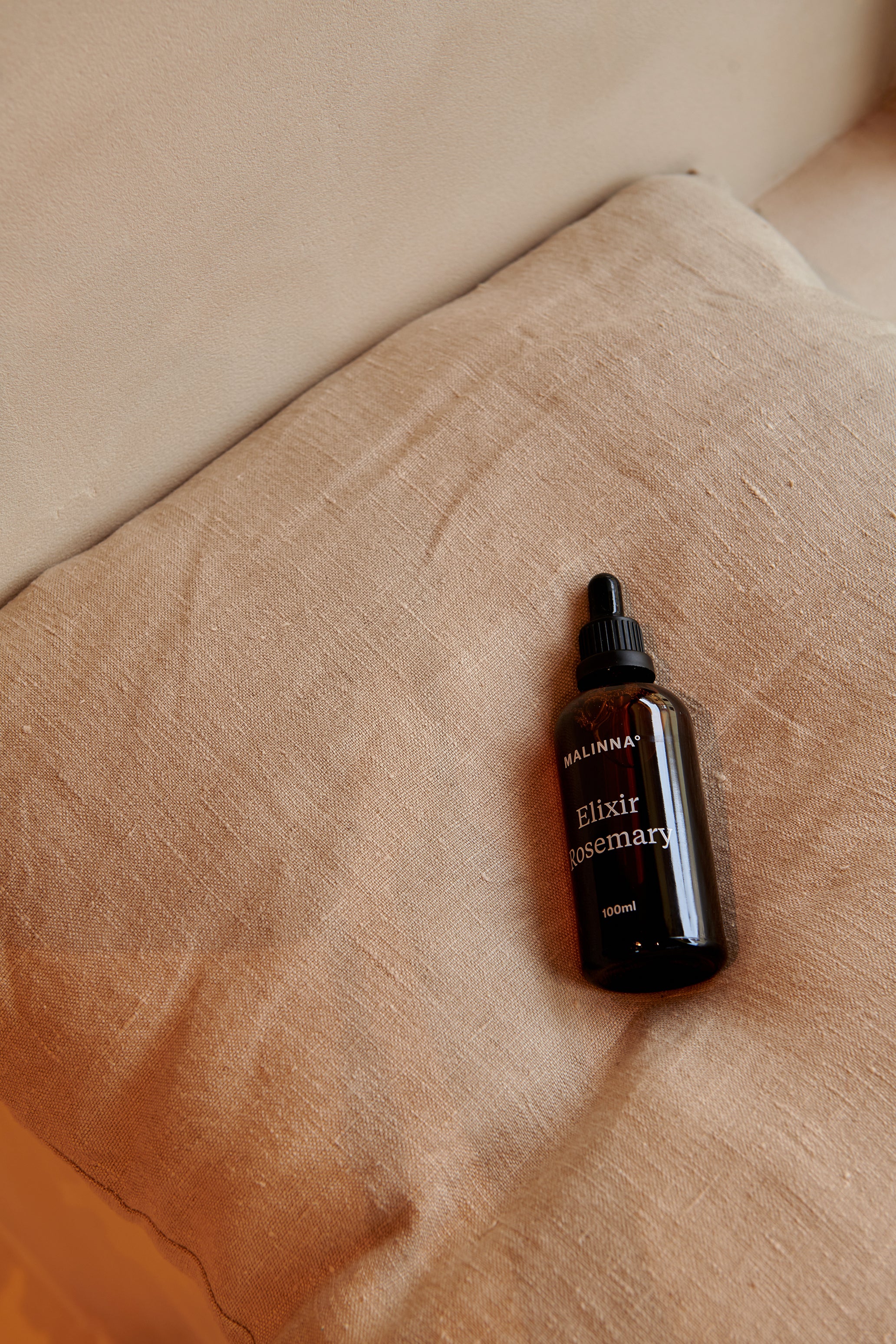 MALINNA Elixir Rosemary ležiaci na vankúši