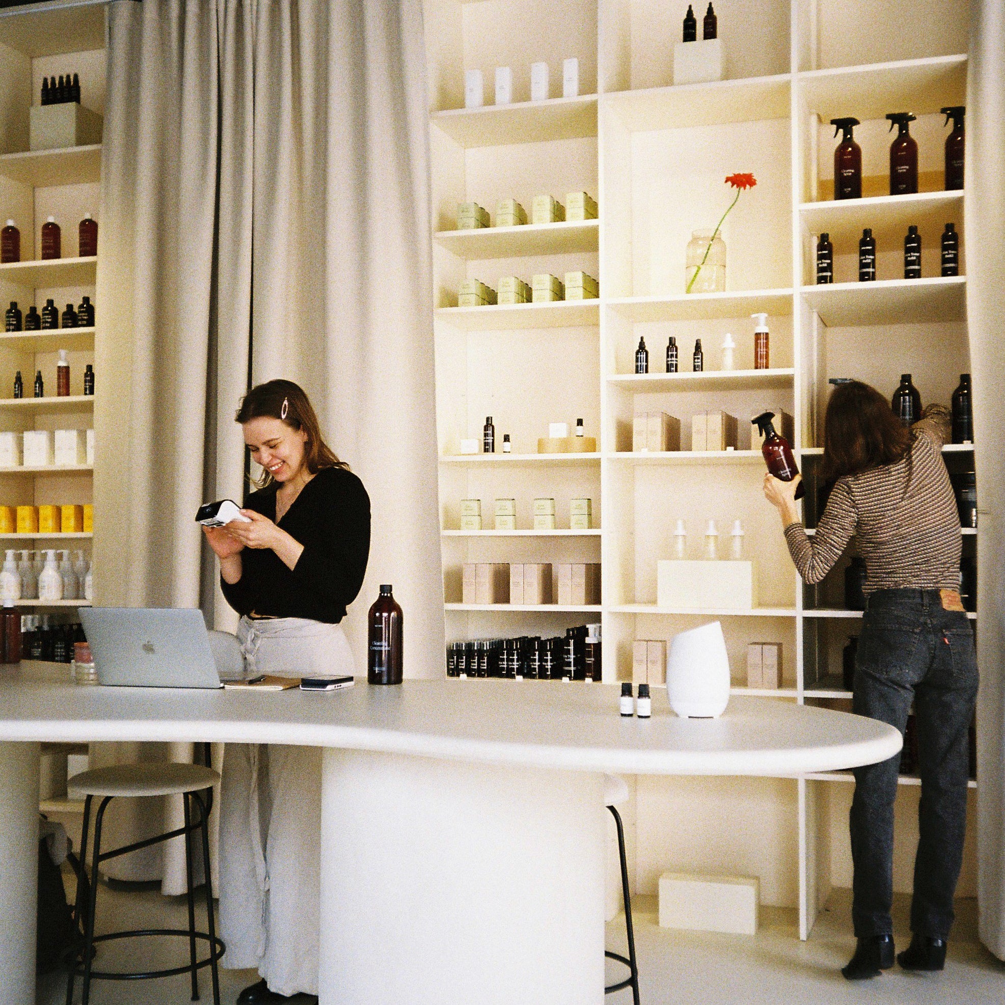 Malinna tím v store na Klemensovej 1